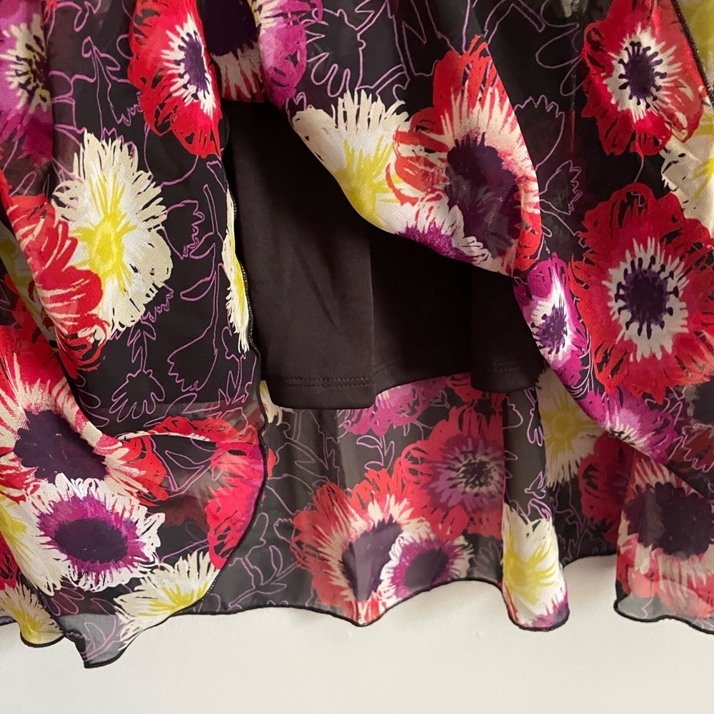 Lularoe Bright Floral Lola Skirt - Picture 5 of 9